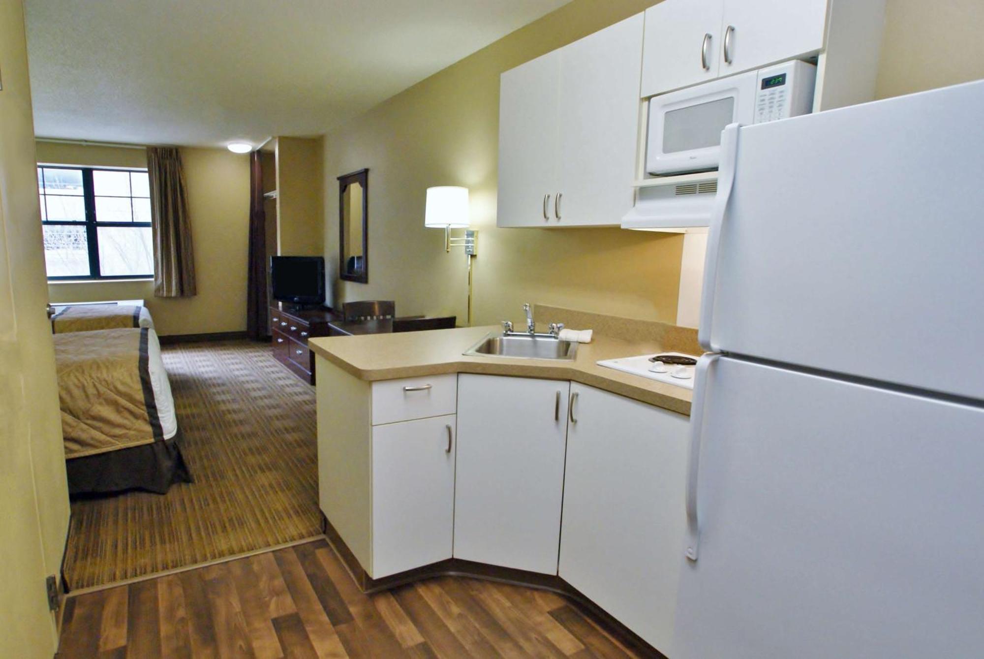 Extended Stay America Suites - Rockford - I-90 Zewnętrze zdjęcie