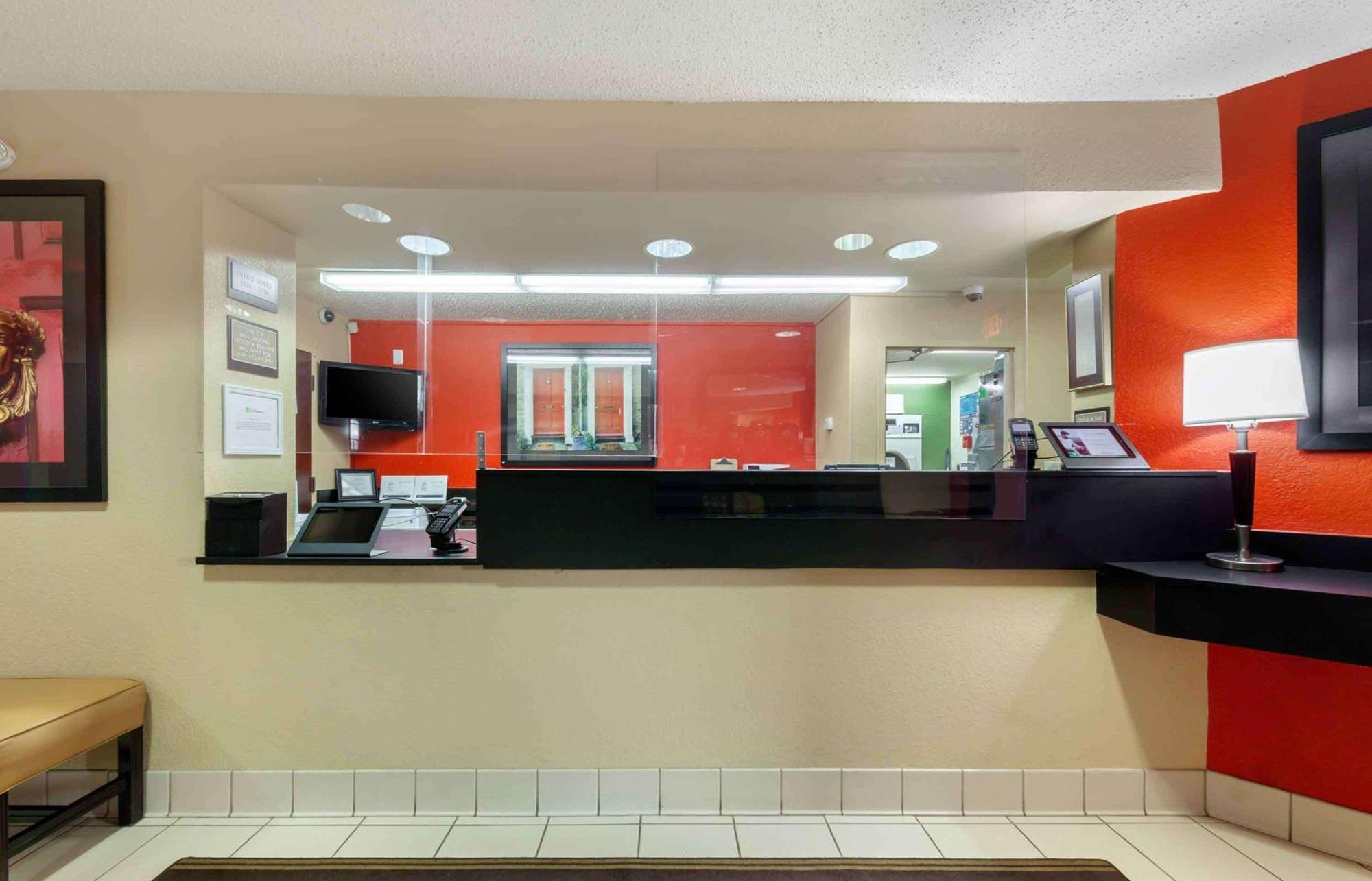 Extended Stay America Suites - Rockford - I-90 Zewnętrze zdjęcie